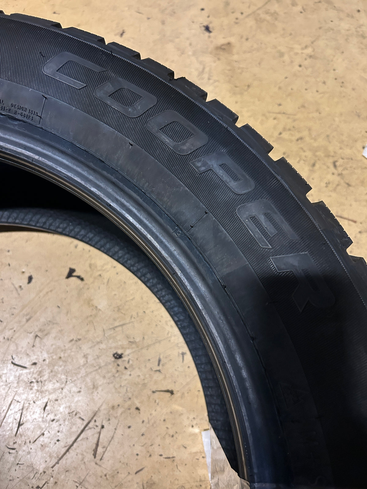 COOPER EVOLUTION WINTER BSW P 235 55 19 105T XL WINTER TIRE 166163006