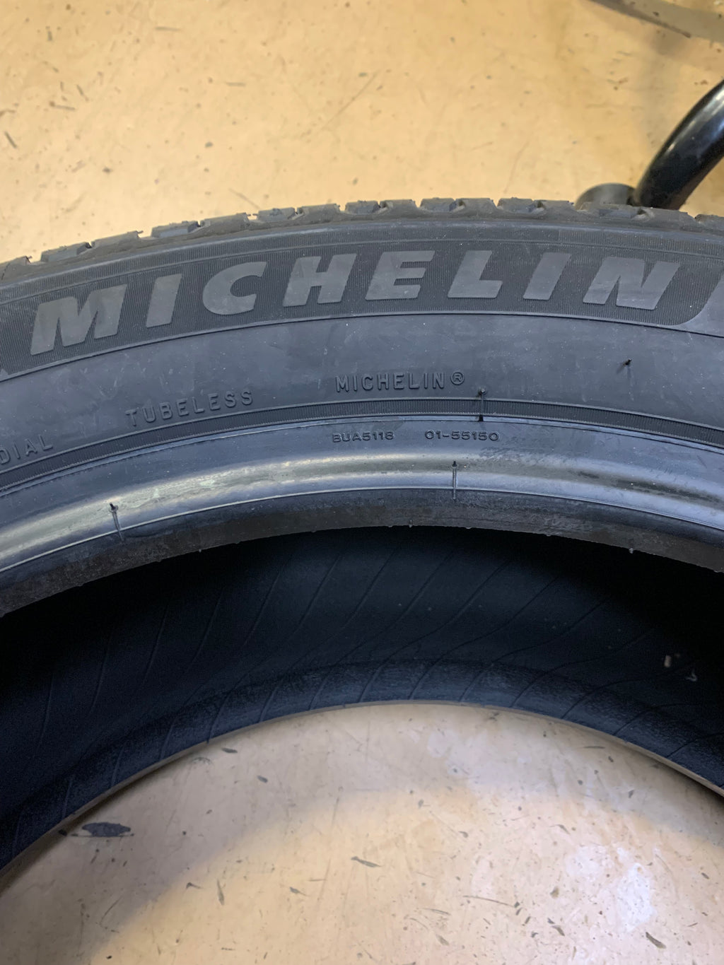 MICHELIN DEFENDER 2 BSW P 255 50 20 109H XL ALL SEASON TIRE 73724