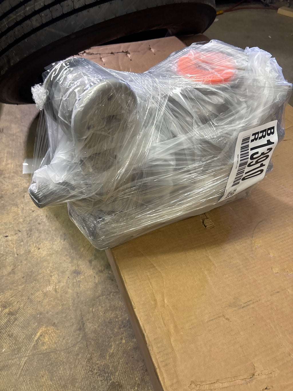 GENUINE FORD REAR DIFFERENTIAL 20-24 EXPLORER L1MW 4000 HE