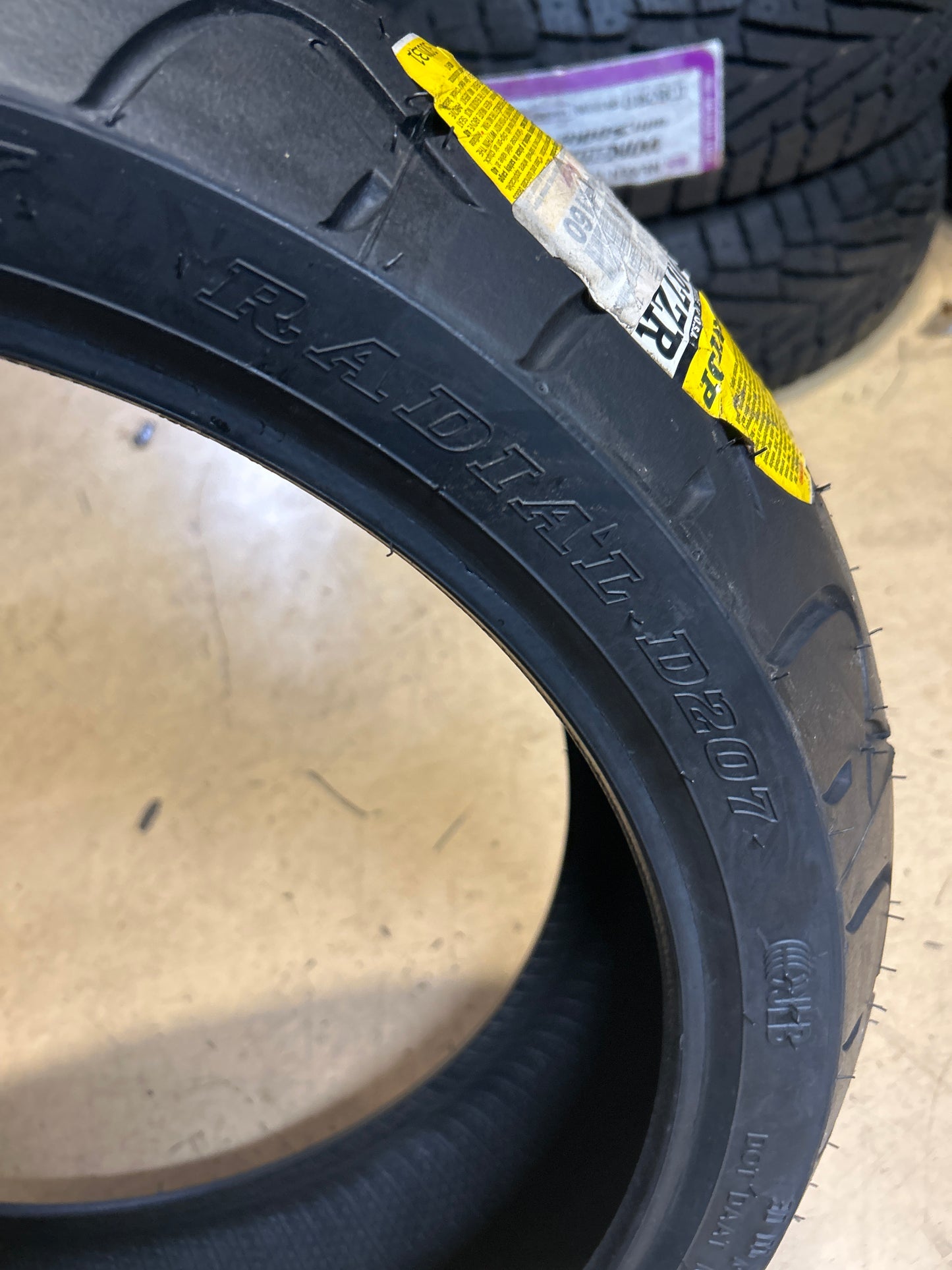 NOS DUNLOP SPORTMAX BSW 180 55 18 74W REAR MOTORCYCLE TIRE 45044160
