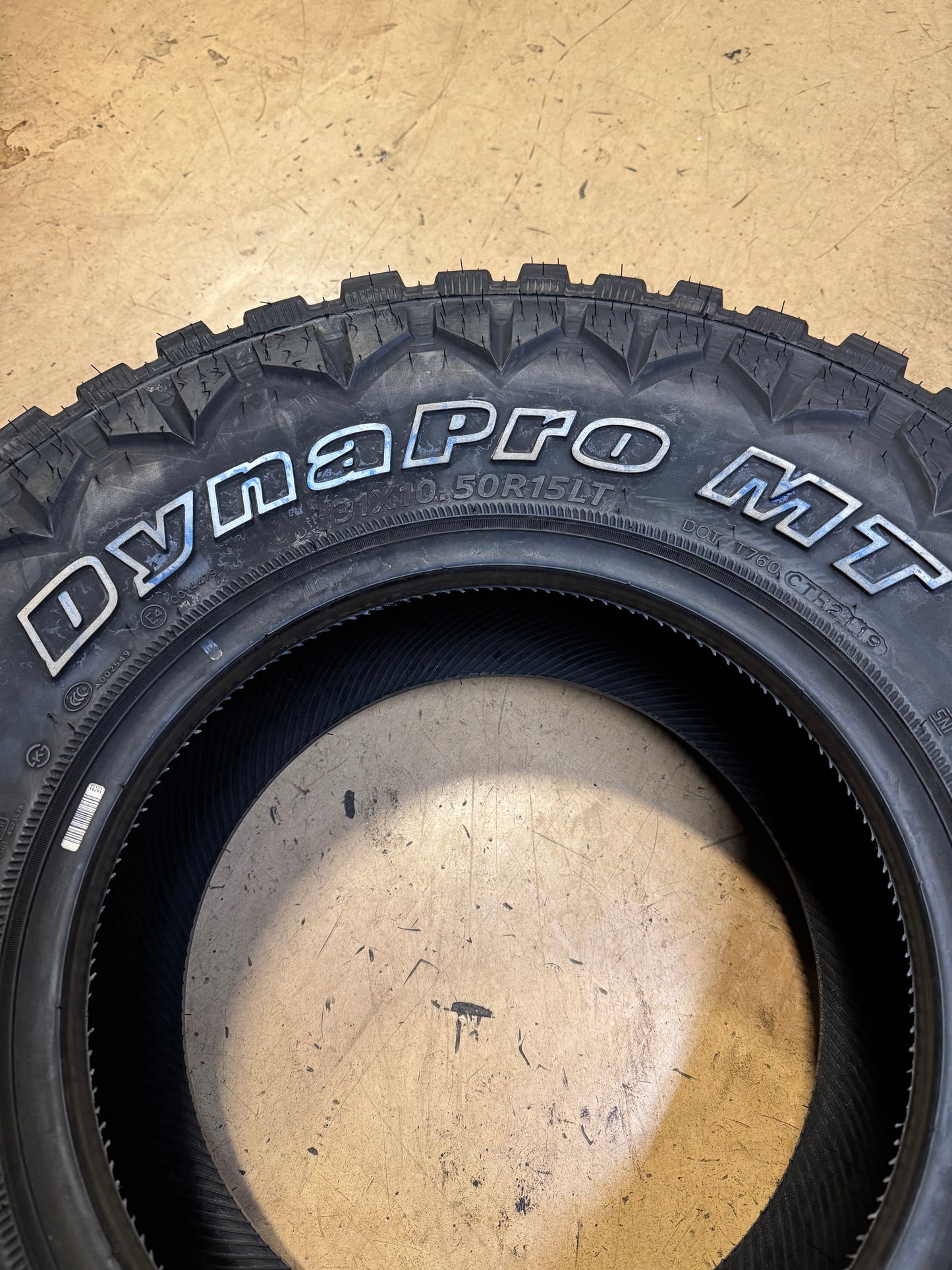 NOS HANKOOK DYNAPRO MT RT03 OWL LT 31 10.5 15 109Q 6PLY MUD TERRAIN TIRE 2000789