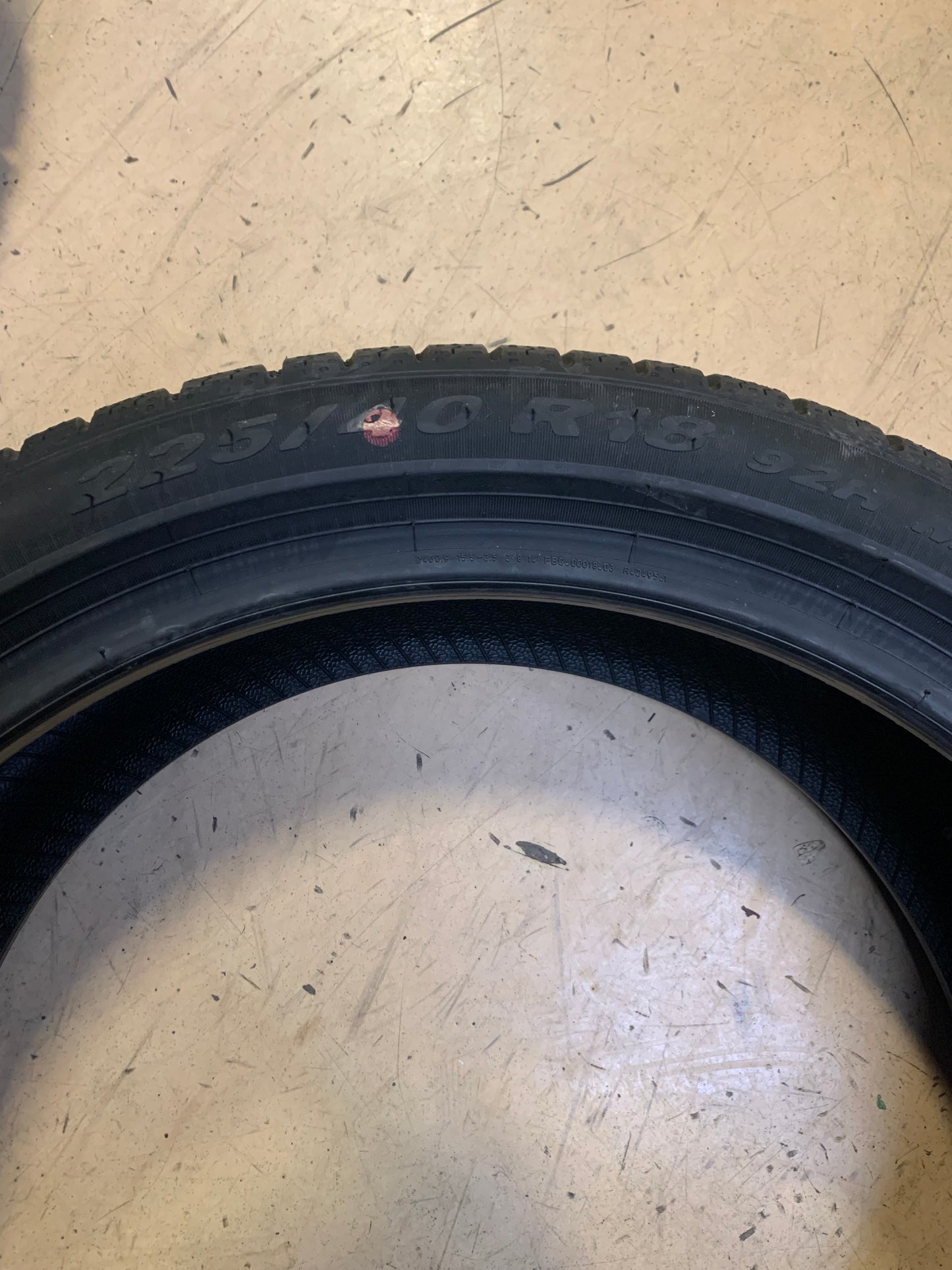 PIRELLI ZERO ALL SEASON AO BSW P 225 40 18 92H XL UHP TIRE 3220800