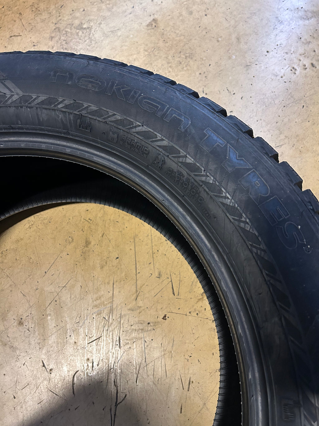 2 NOKIAN HAKKAPELIITTA 10 SUV STUDDED BSW P 275 50 20 113T XL WINTER TIRE TS32516