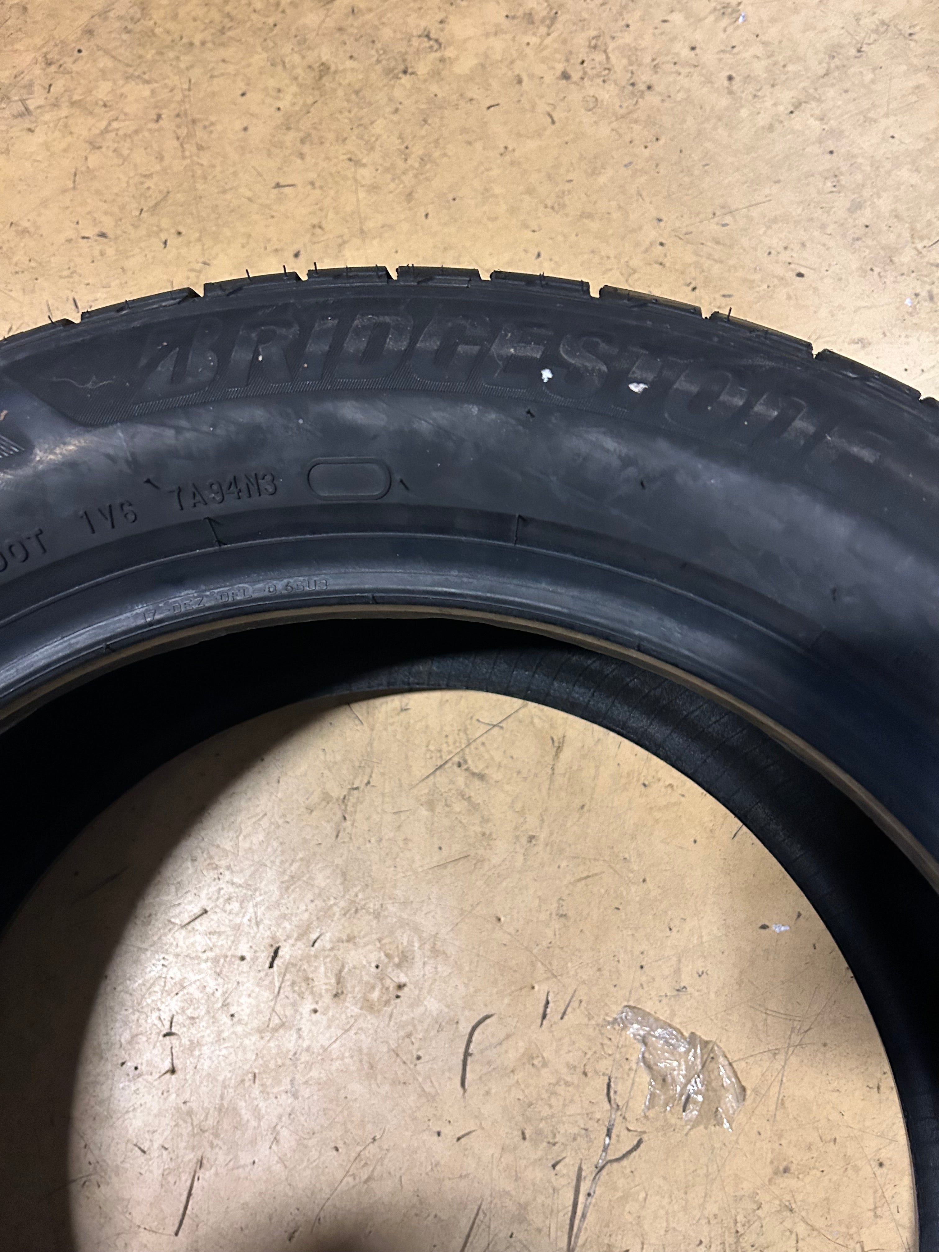 BRIDGESTONE TURANZA EVERDRIVE ENLITEN P 235 55 17 99V ALL SEASON TIRE 019387