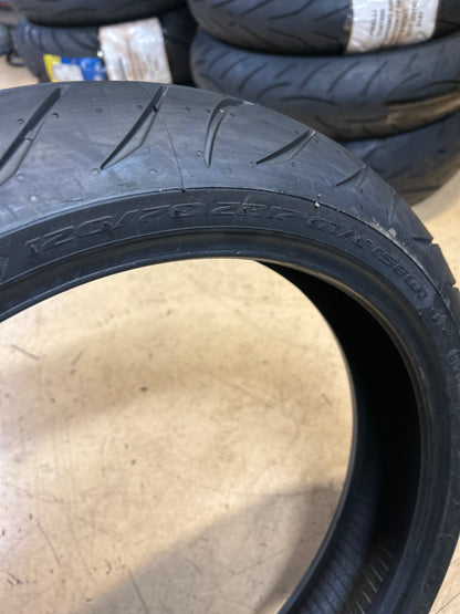 NOS METZELER SPORTEC 7M RR BSW 120 70 17 58W FRONT TIRE 2520800