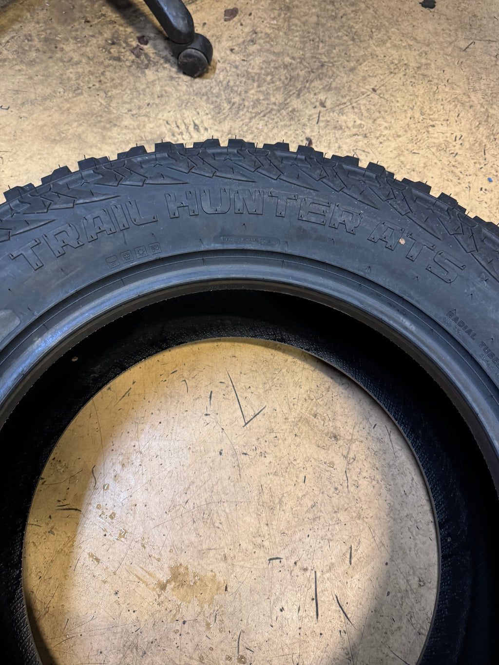 VENOM POWER TRAIL HUNTER ATS BSW P  255 65 18 115T XL ALL TERRAIN TIRE VPTHATS46