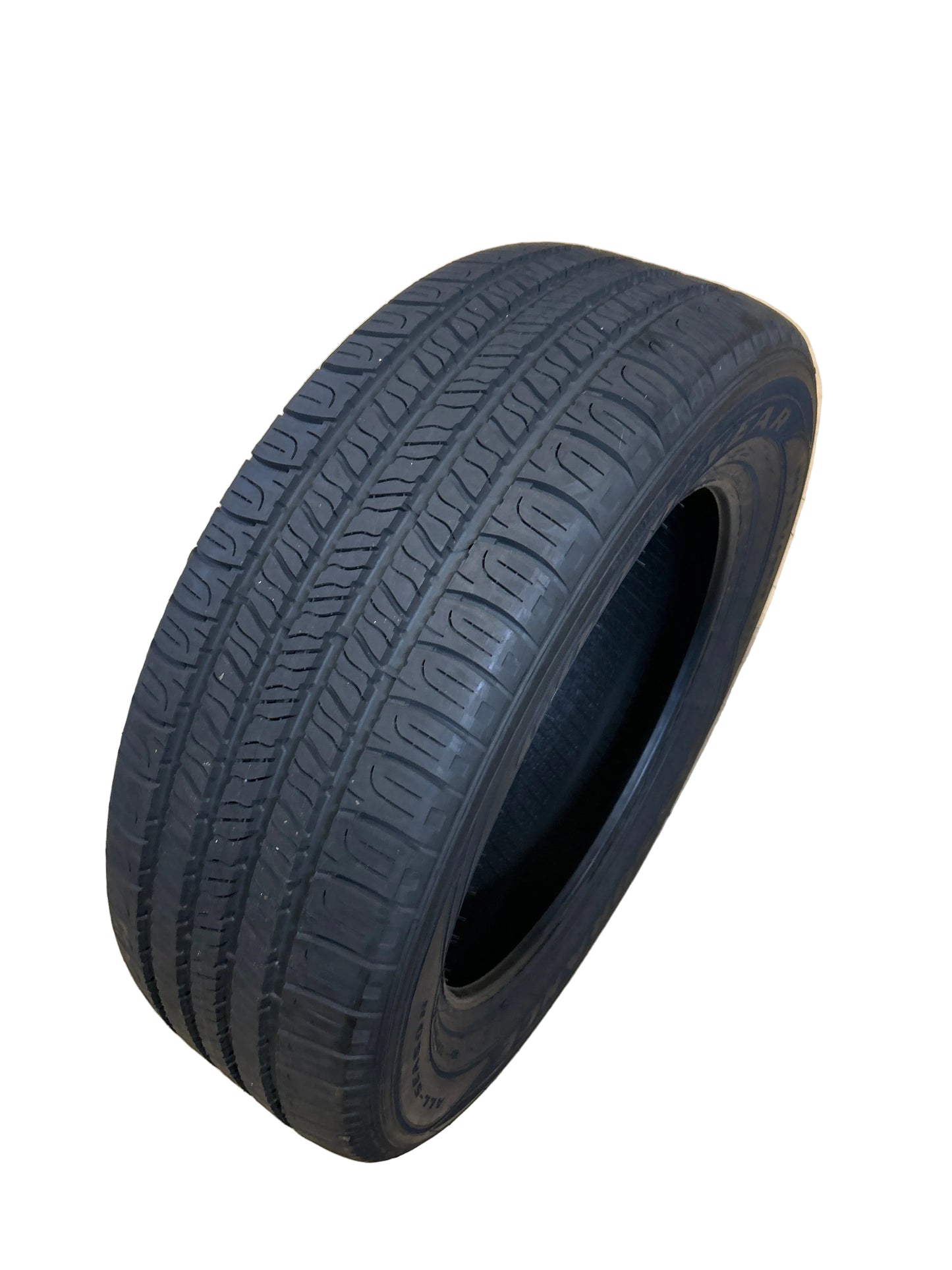NOS GOODYEAR ASSURANCE BSW P 215 60 17 96T SL ALL SEASON TIRE 407348374