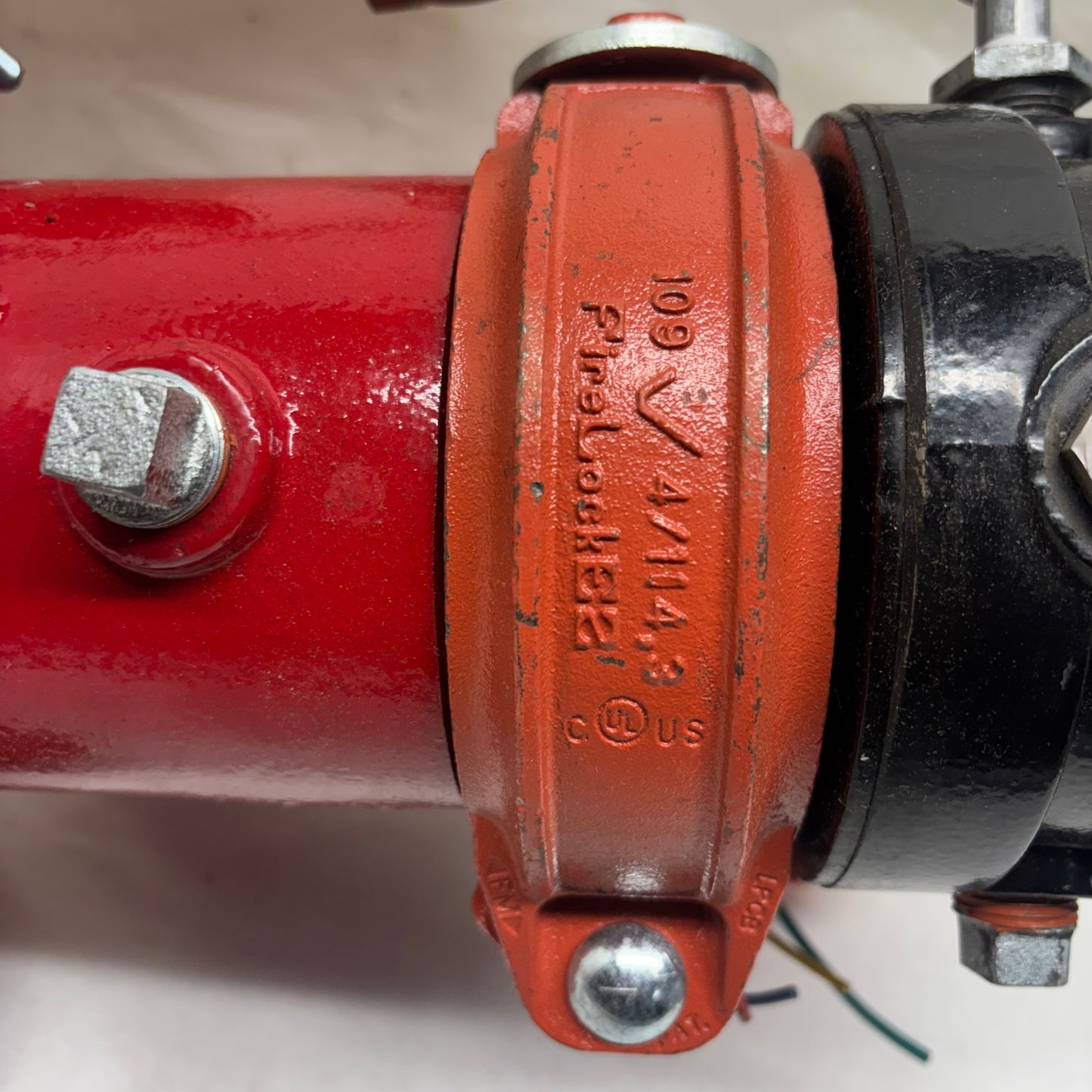 VICTAULIC S040UMC101 4" MANIFOLD CHECK ASSY. LEFT HAND W/ CONTROL VALVE/HOSE GXG UNIVERSAL