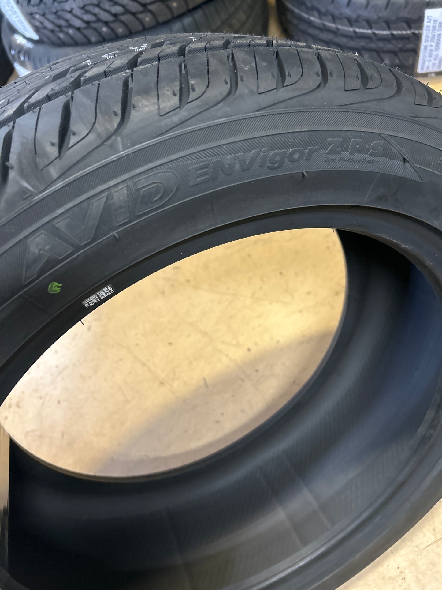 YOKOHAMA AVID ENVIGOR ZPS BSW P 245 45 18 96W RF ALL SEASON TIRE 110132196