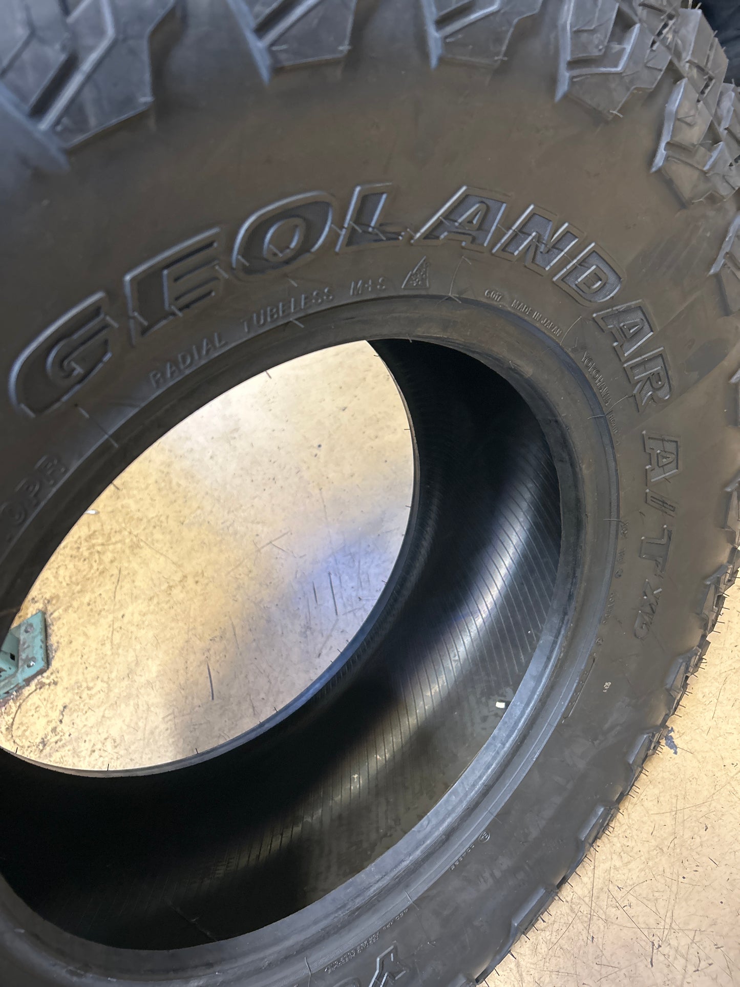YOKOHAMA GEOLANDAR A/T XD BSW LT 35 12.5 17 121Q 10PLY MUD TIRE 110117106