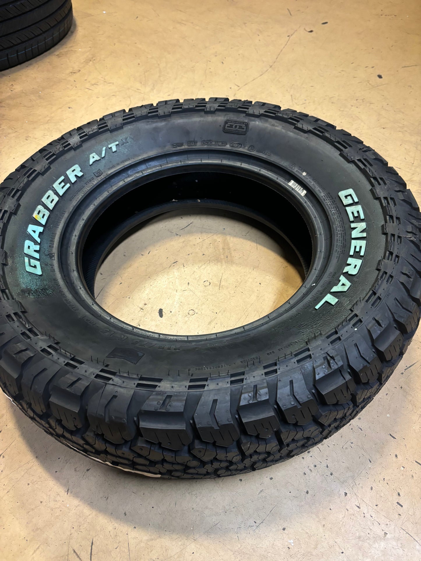 GENERAL GRABBER A/T X RWL P 215 75 15 100T SL ALL TERRAIN TIRE 04503850000