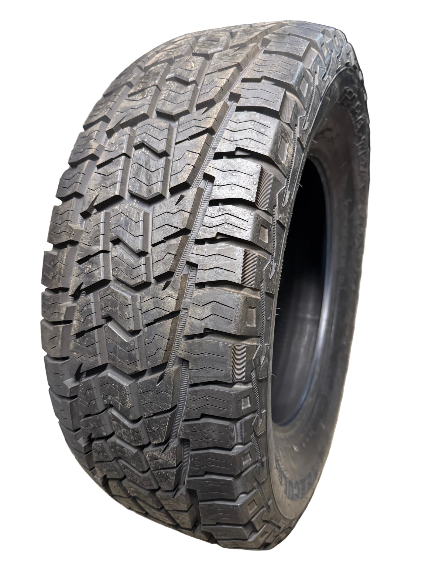 NOS HERCULES TERRA TRAC X-VENTURE BSW P 265 65 17 112T ALL TERRAIN TIRE 02590