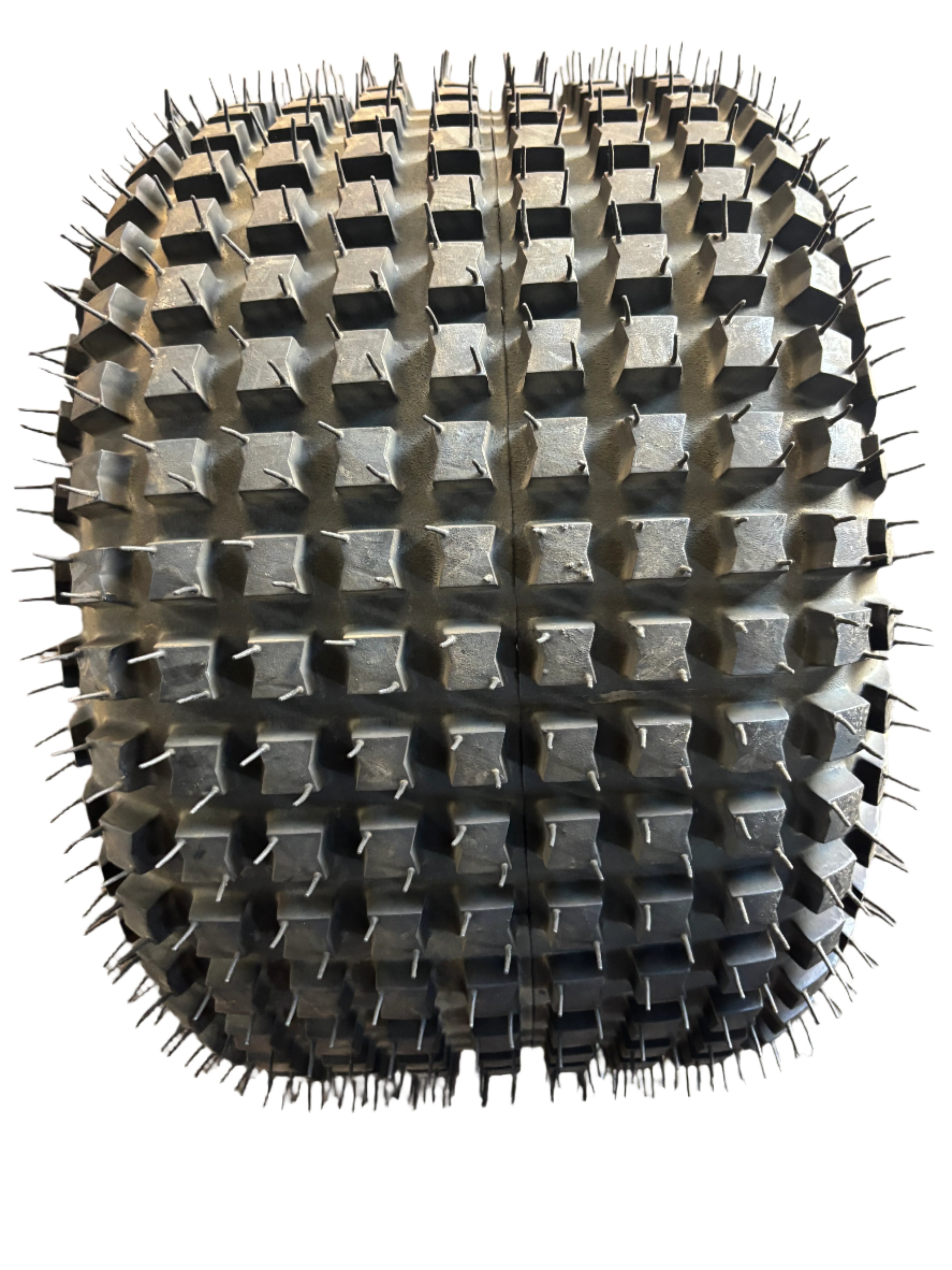 NOS CARLISLE KNOBBY BSW AT 25 12 9 LAWN TURF TIRE 537081