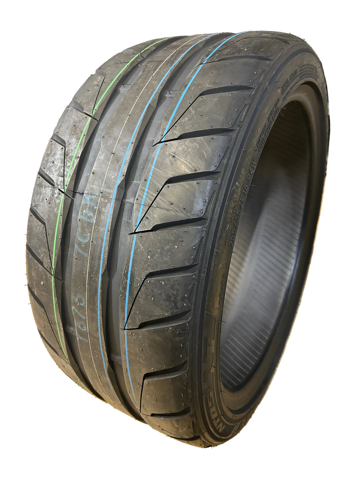 NITTO NT05 BSW P 255 35 18 94W XL PERFORMANCE TIRE 207340