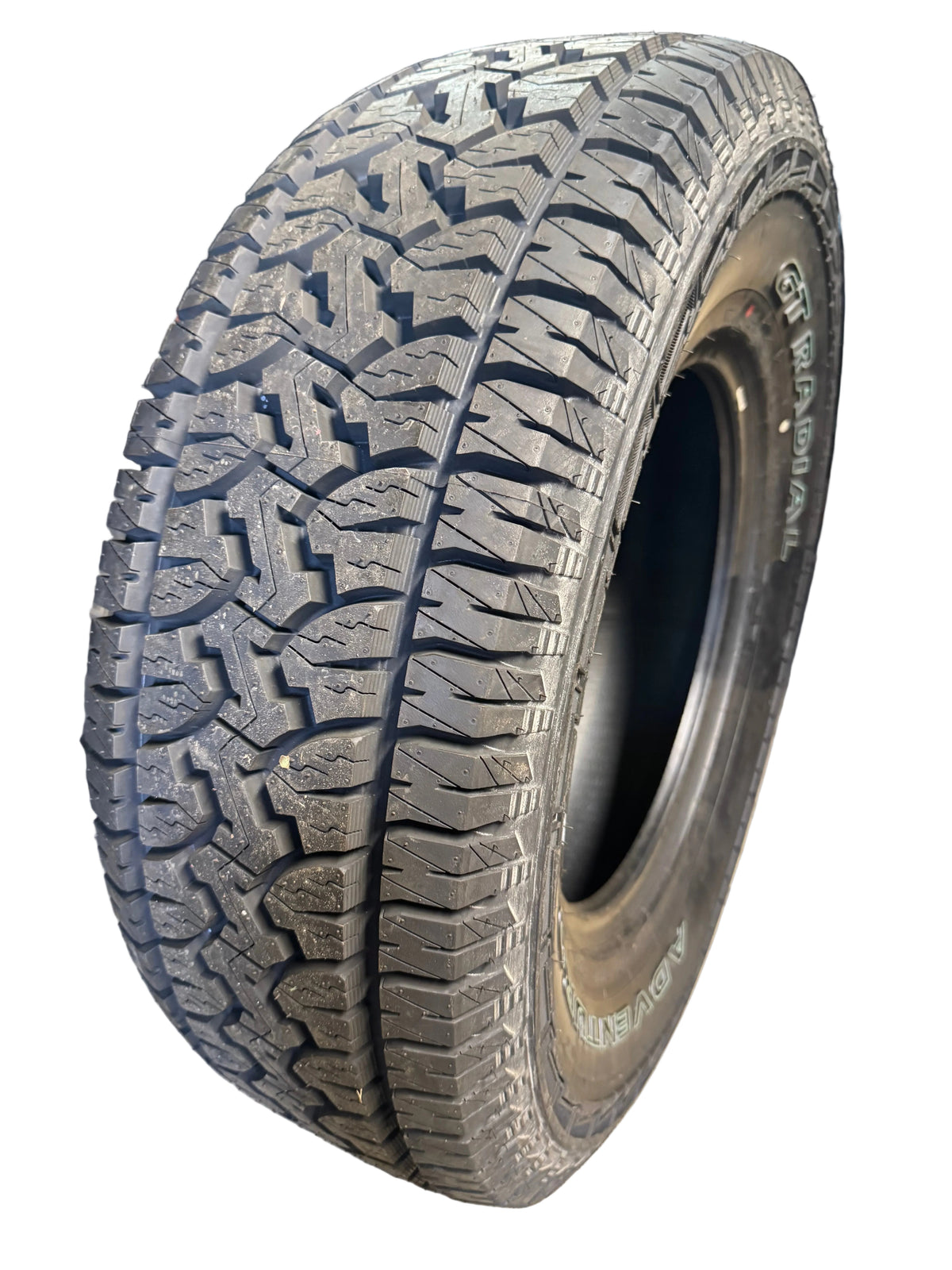2 GT RADIAL ADVENTURO AT3 OWL LT 285 70 17 121/118S 10PLY ALL TERRAIN TIRE AS095