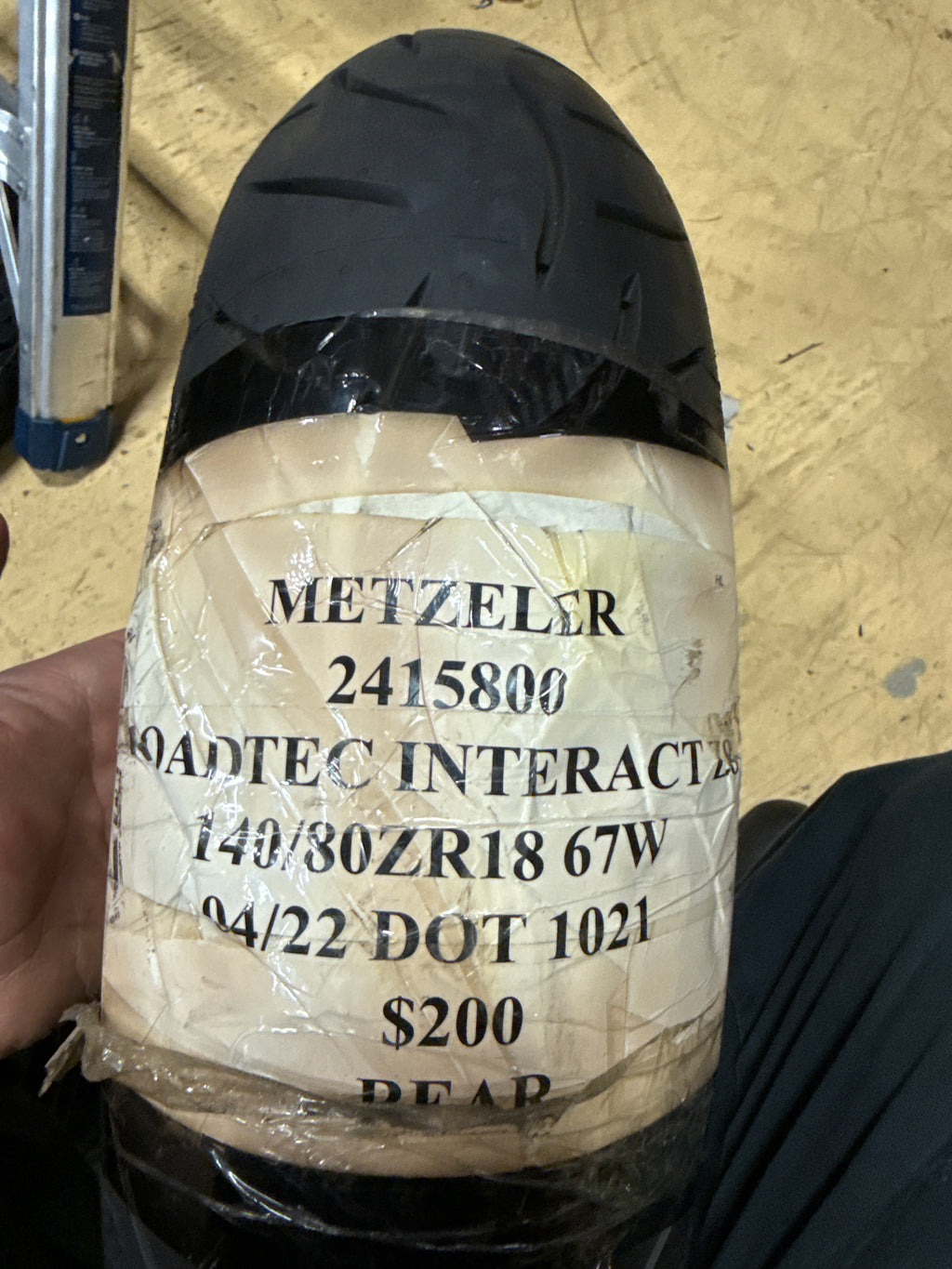 METZELER ROADTEC INTERACT Z8 140 80 18 67W REAR MOTORCYCLE TIRE 2415800