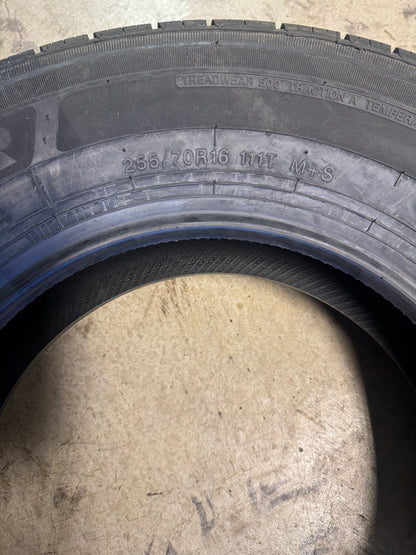 NOS TRAVELSTAR ECOPATH H/T BSW P 255 70 16 111T HIGHWAY TERRAIN TIRE LLSUV004