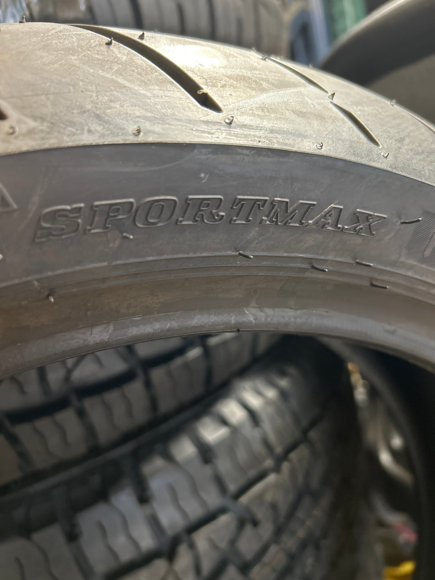 NOS DUNLOP SPORTMAX ROADSMART III BSW 160 60 17 69W REAR TIRE 45227125