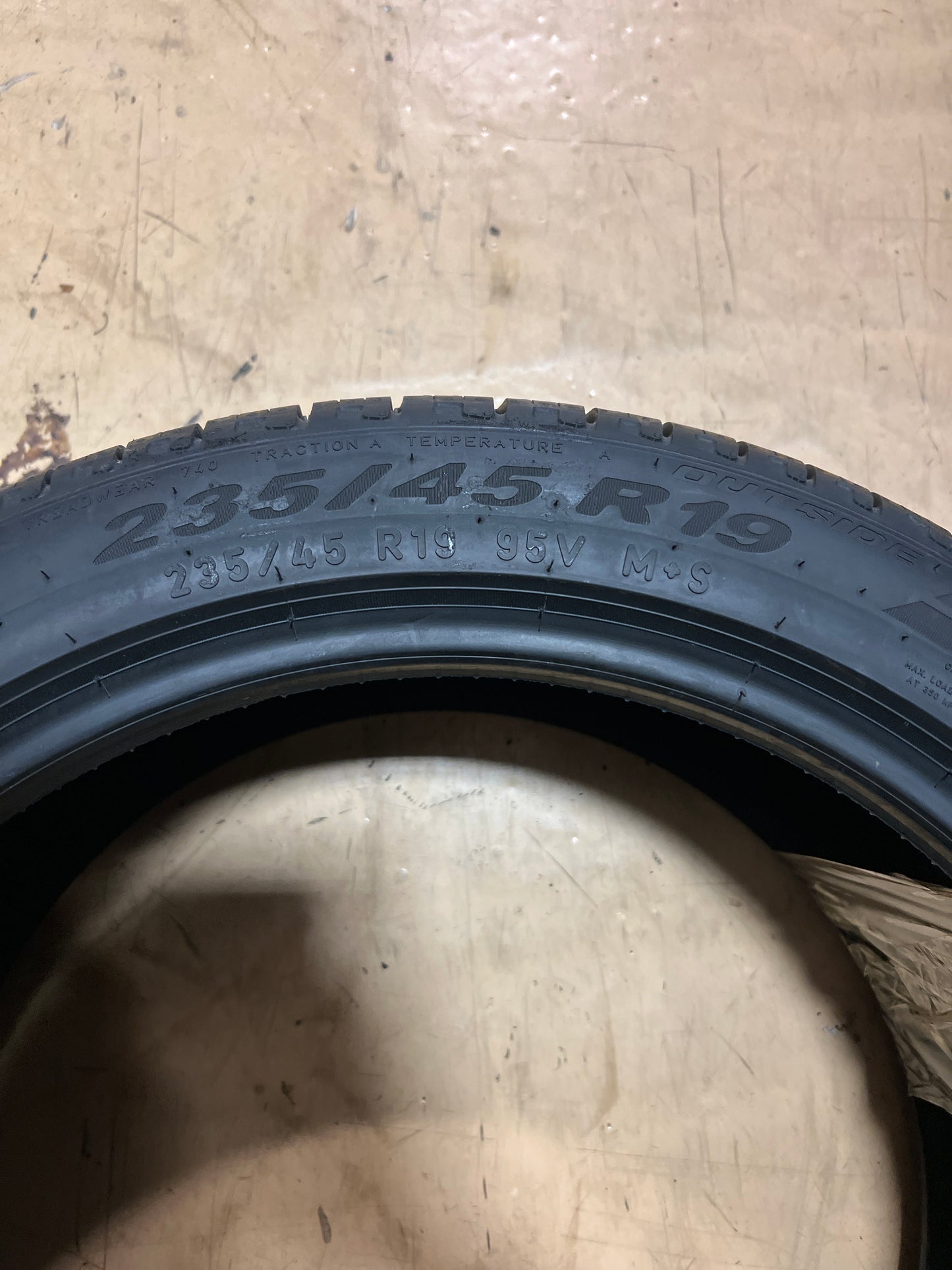 2 NEW PIRELLI SCORION STRADA A/S P 235 45 19 95V SL ALL SEASON  TIRE  3520900