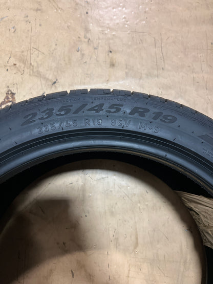 2 NEW PIRELLI SCORION STRADA A/S P 235 45 19 95V SL ALL SEASON  TIRE  3520900