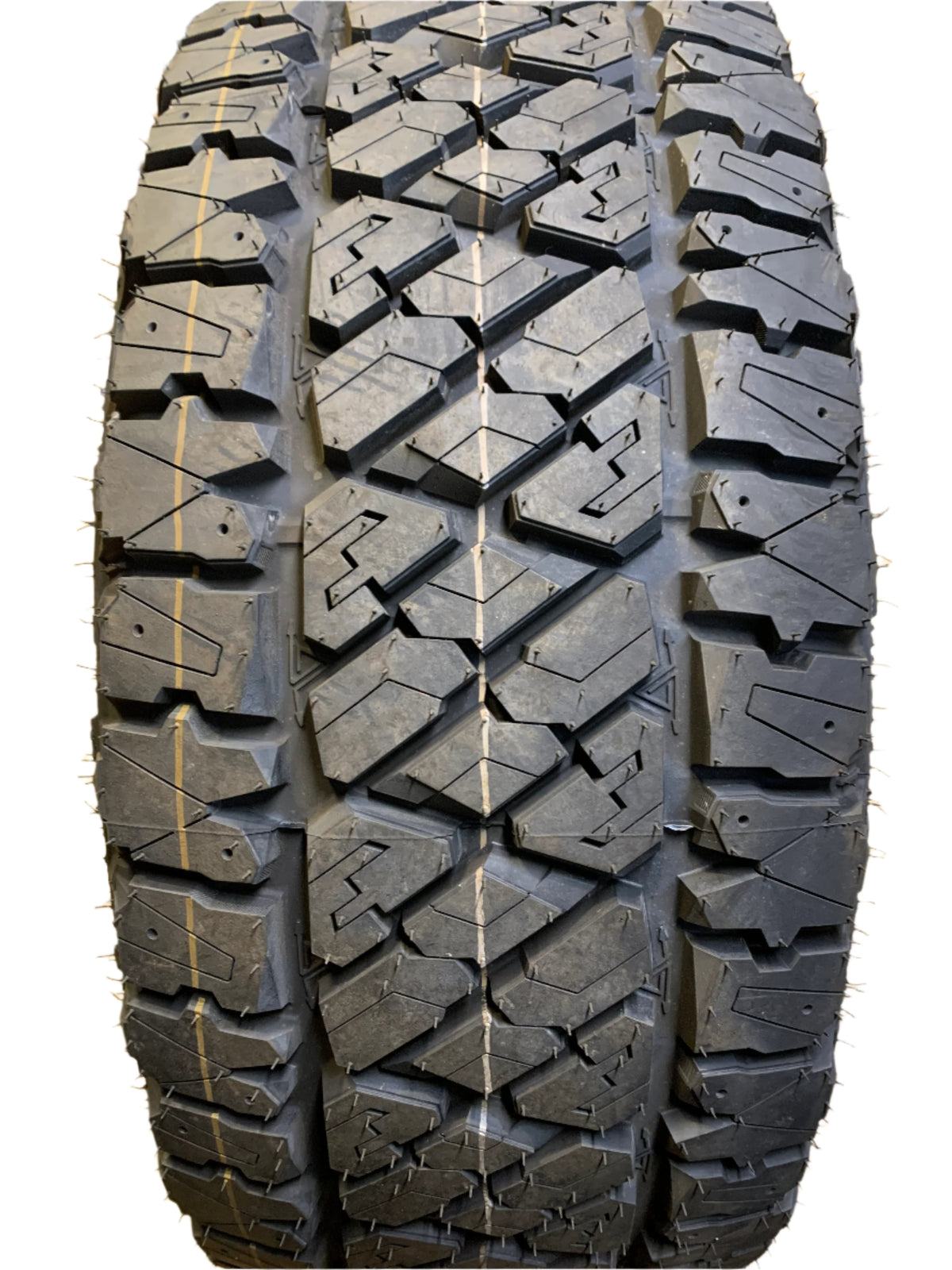 THUNDERER RANGER A/TR BSW LT 33 12.5 20 114S 10 PLY ALL TERRAIN TIRE TH1115