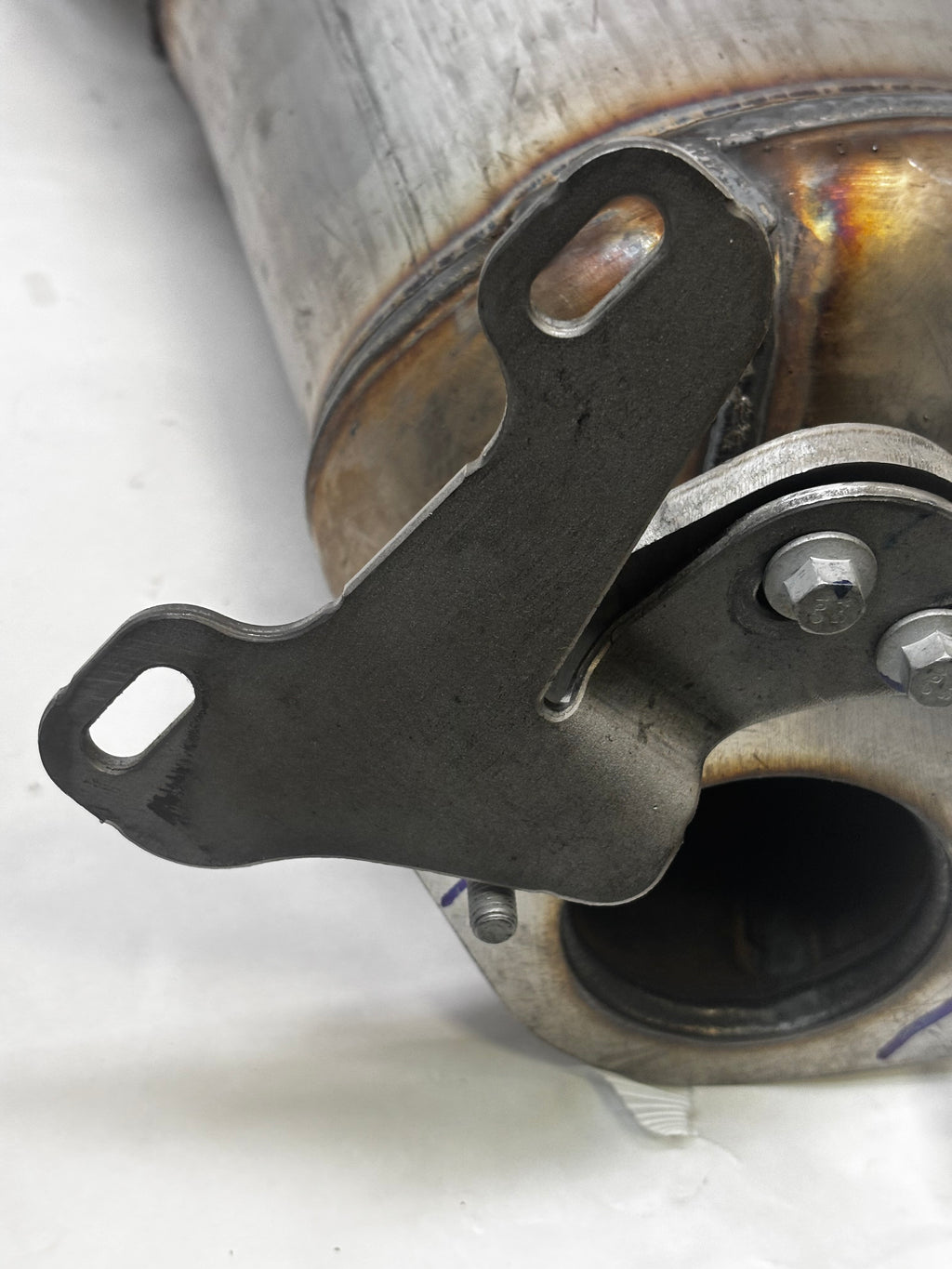 GENUINE MOPAR CATALYTIC CONVERTER 3211690 2669341