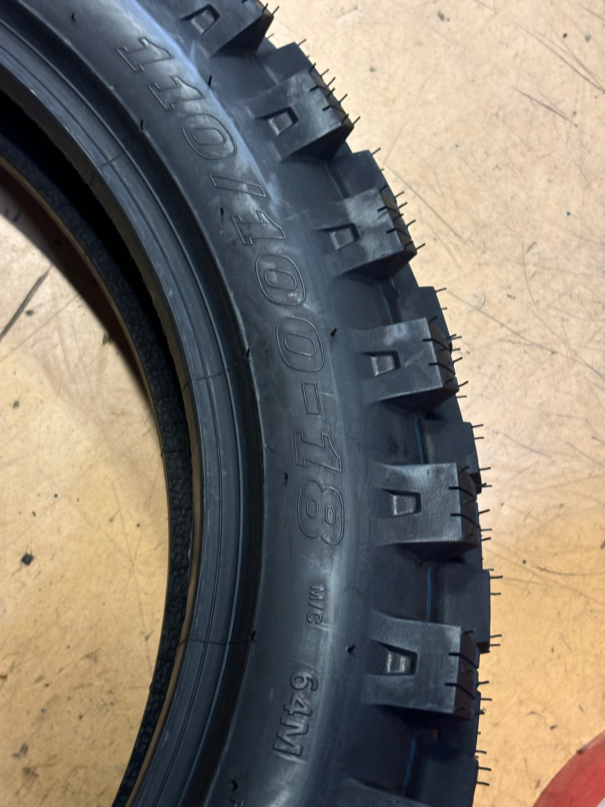 TUSK EMEX T-45 INTERMEDIATE / HARD TERRAIN 110 100 18 64M MOTORCYCLE TIRE 2016150003
