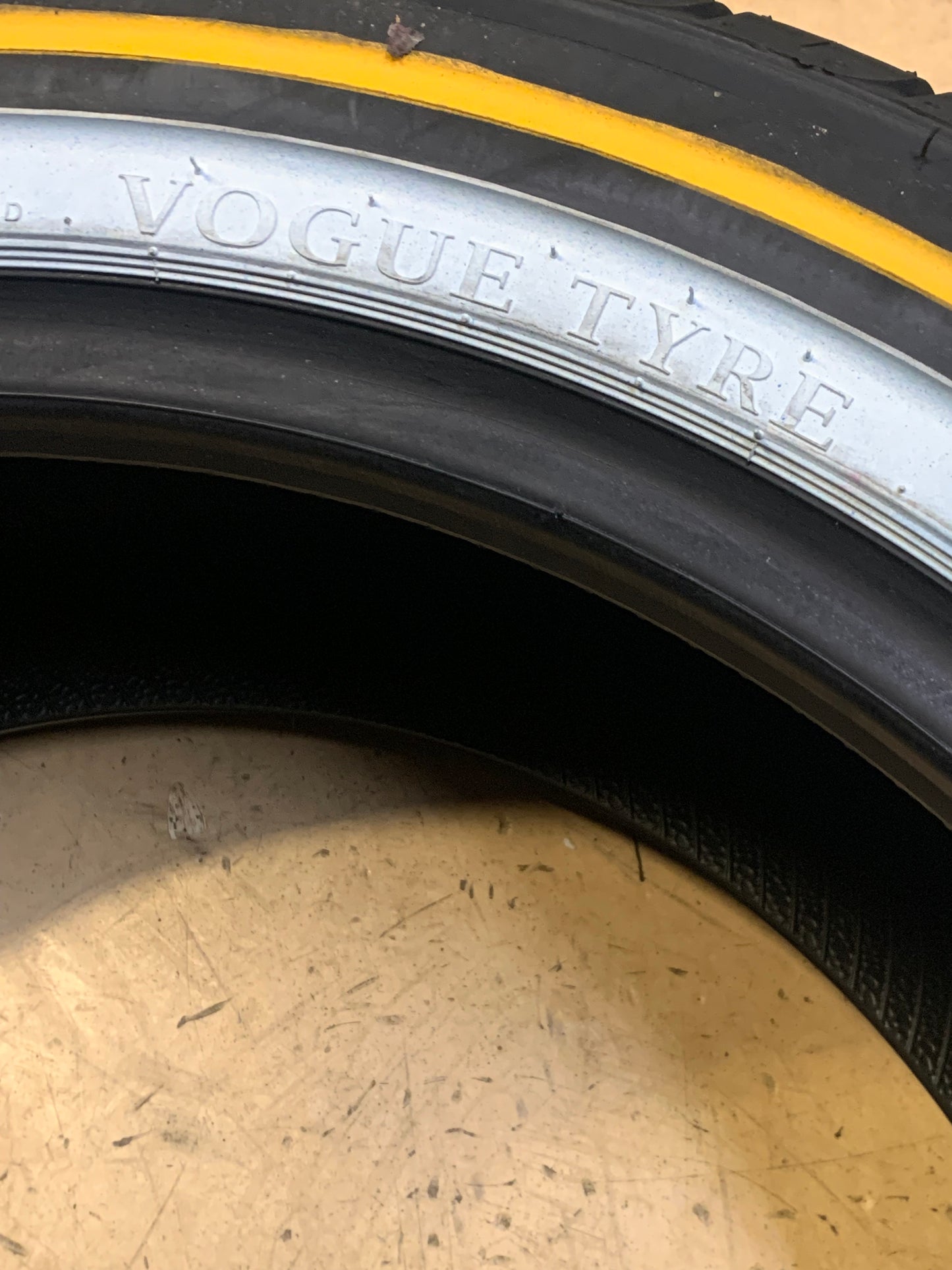 4 VOGUE CUSTOM BUILT RADIAL WG P 245 45 18 100V XL ALL SEASON TIRE 02206592