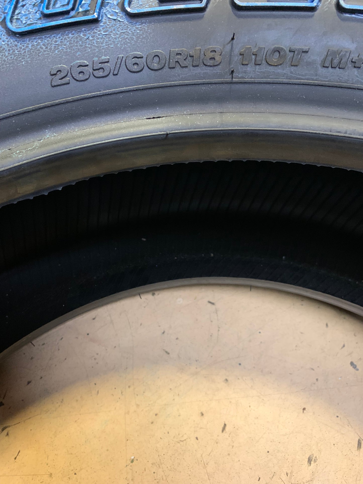 BRIDGESTONE DUELER A/T REVO 3 OWL P 265 60 18 110T ALL TERRAIN TIRE 000051