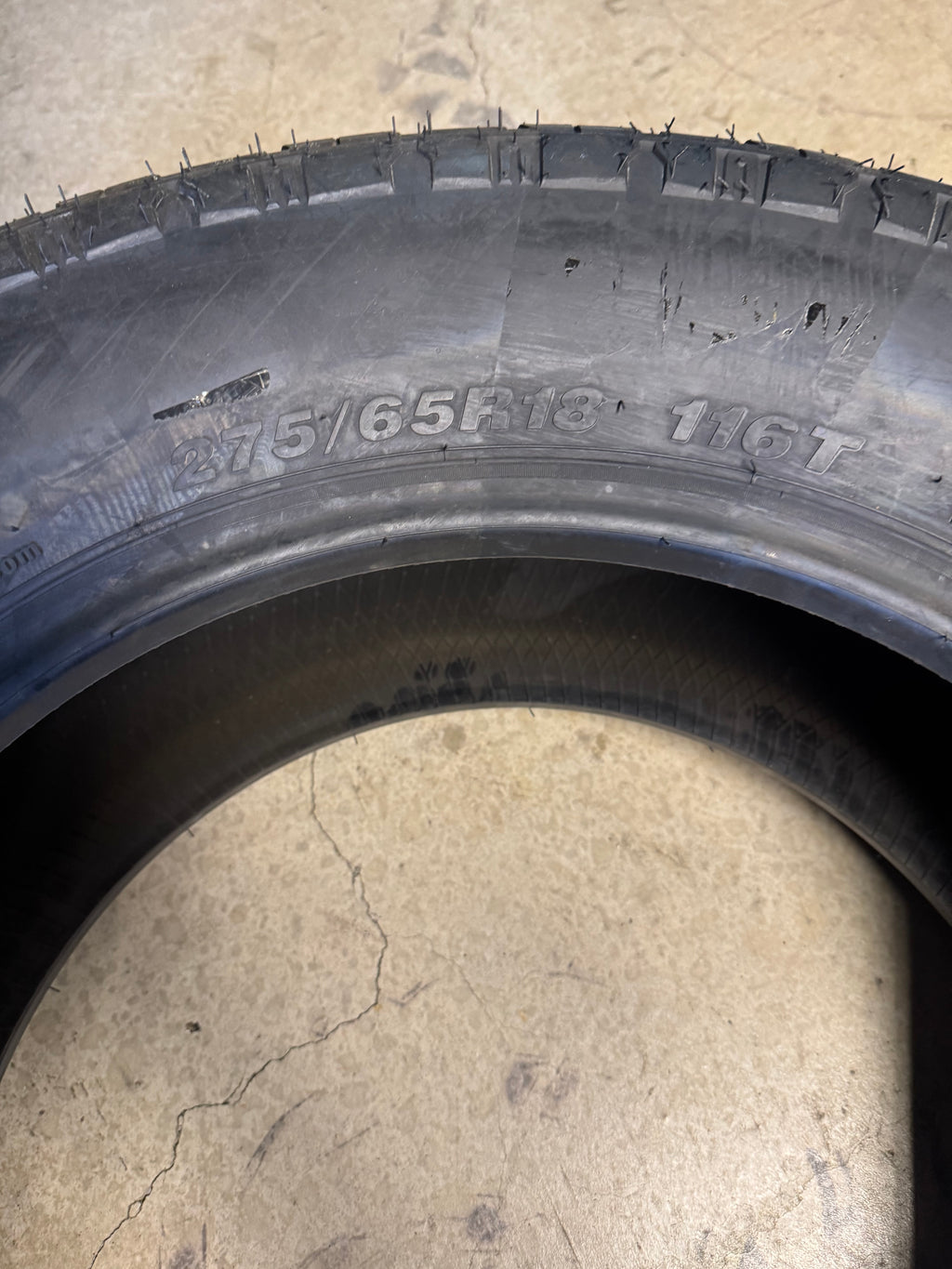 RADAR RENEGADE A/T5 OWL P 275 65 18 116T ALL TERRAIN TIRE RZD0039