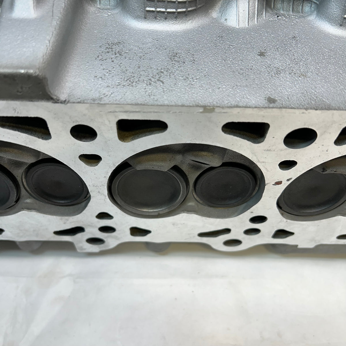 REMANUFACTURED CYLINDER HEAD FOR 2008-2016 FORD E-SERIES VAN WITH 5.4L V8