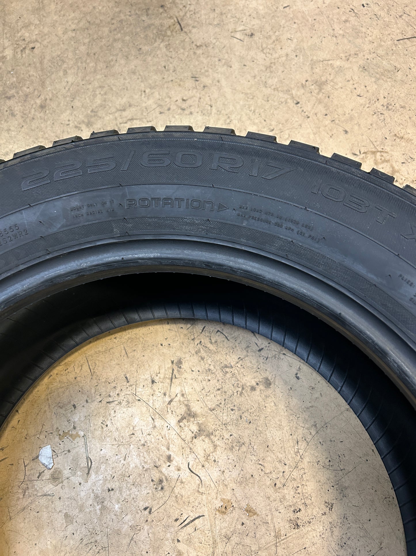 NOKIAN HAKKAPELIITTA 8 SUV BSW P 225 60 17 103T XL WINTER TIRE T32089