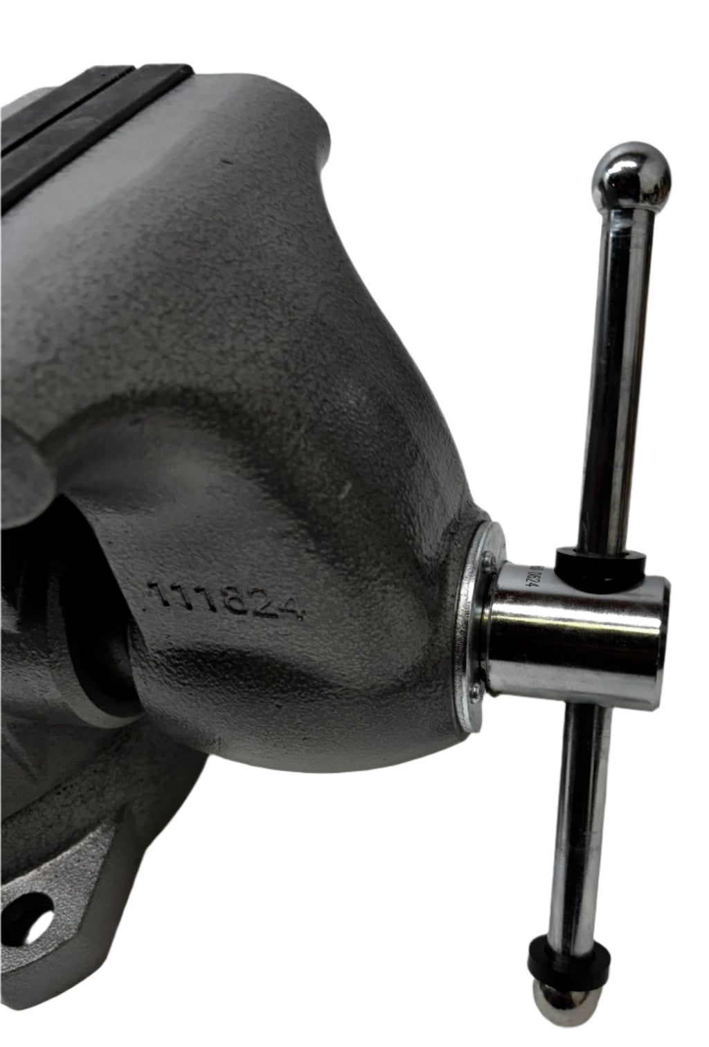 WILTON TRADESMAN VISE 6-1/2"JAW WIDTH 6" JAW OPENING 4" THROAT DEPTH 1765