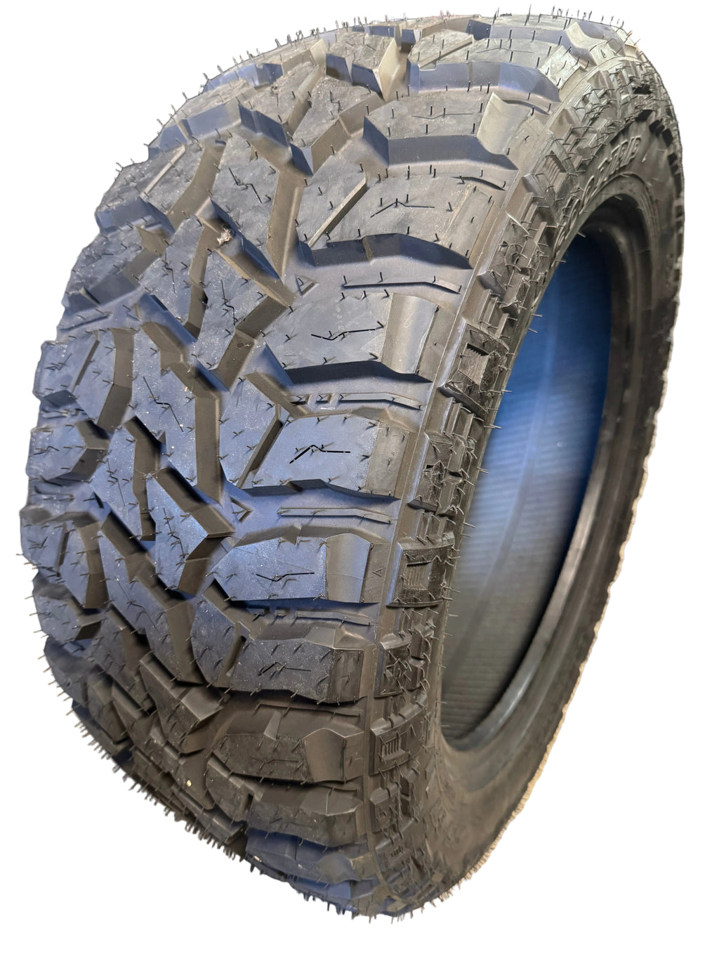 NOS GOODTRIP GS-67 M/T BSW LT 33 12.5 20 114Q 10PLY MUD TERRAIN TIRE LEJB9MB
