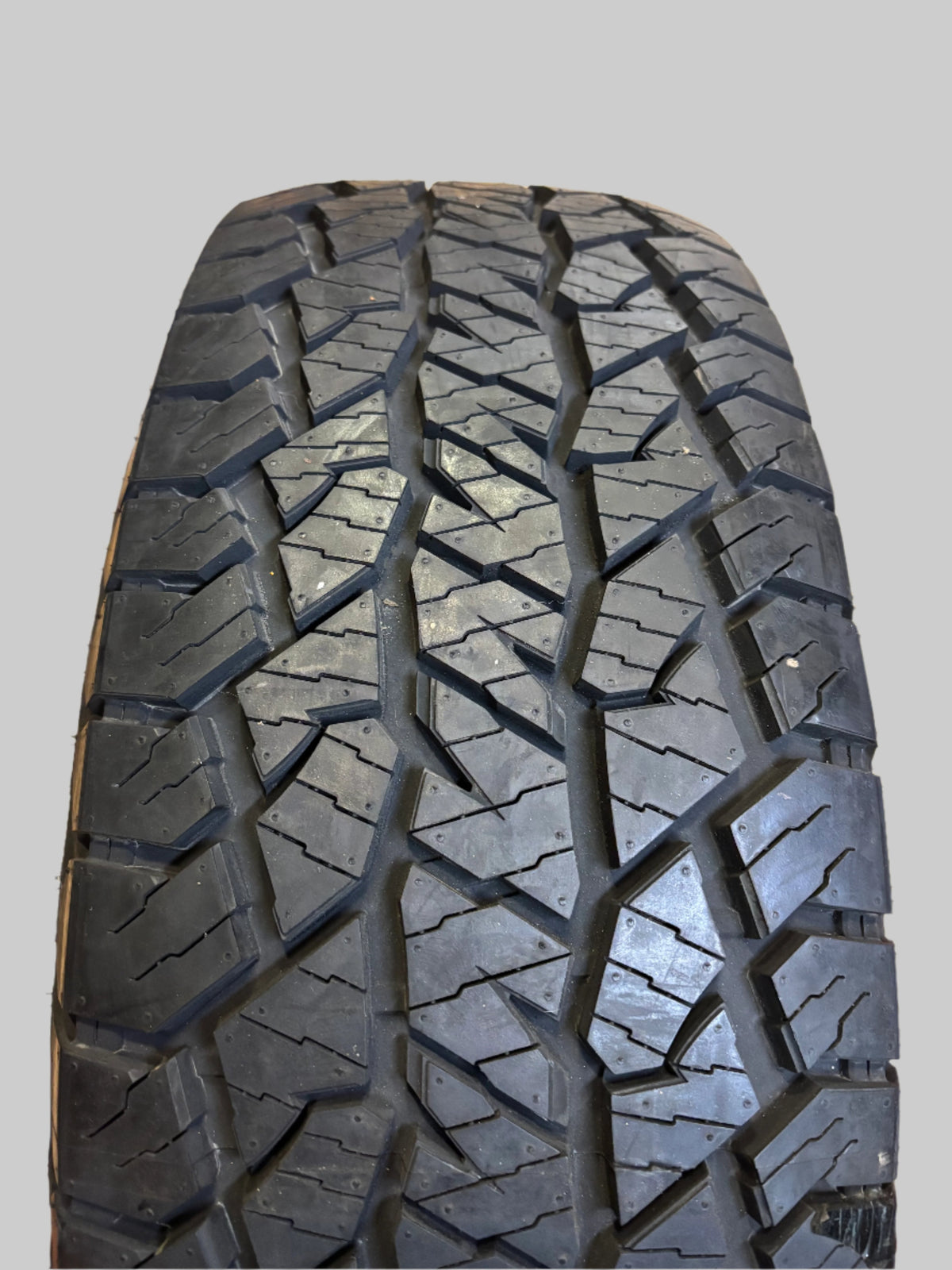 HANKOOK DYNAPRO AT2 OWL P 265 70 16 112T SL ALL TERRAIN TIRE 1023449