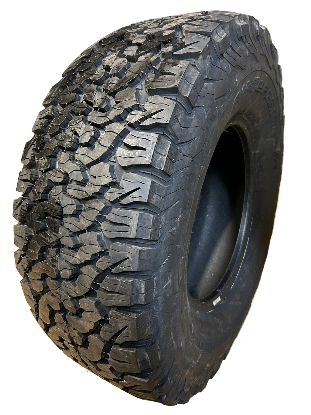 BFGOODRICH ALL-TERRAIN T/A KO2 BSW LT 315 70 17 113/110S 6PLY TIRE 08884