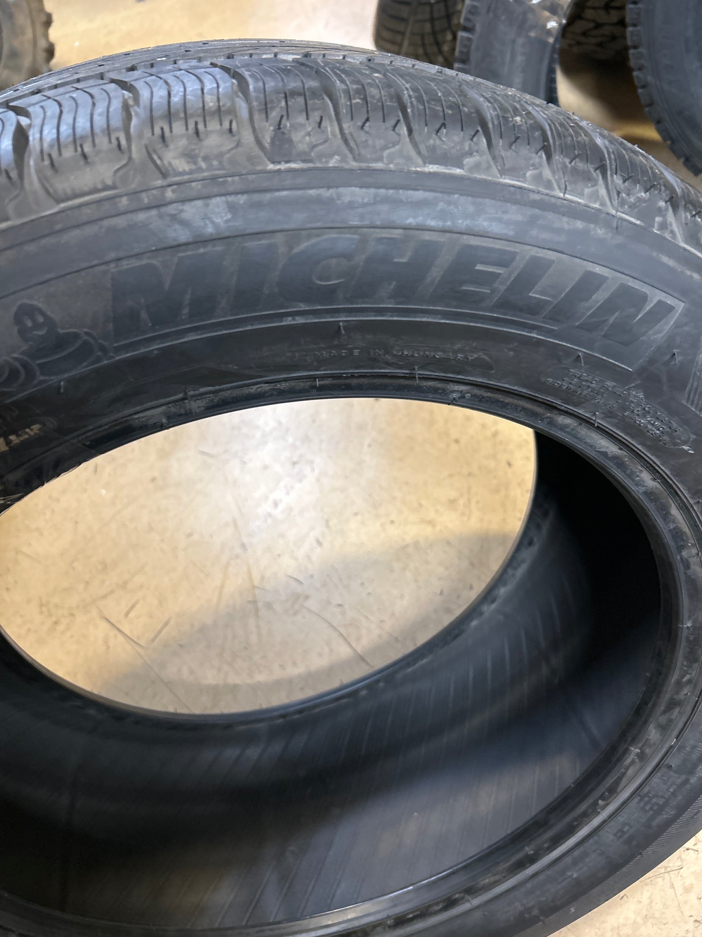 MICHELIN LATITUDE TOUR HP BSW P 265 50 19 110V XL ALL SEASON TIRE 73564