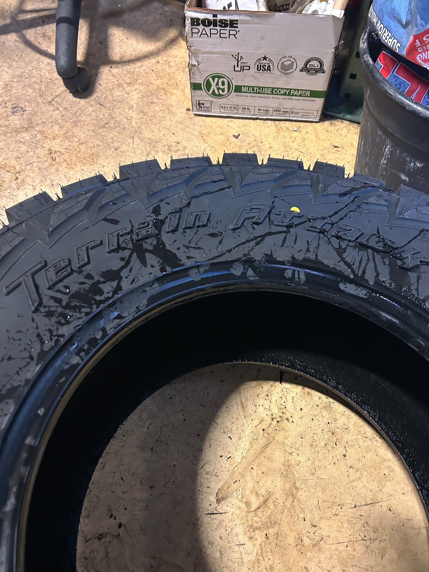 AMP TERRAIN ATTACK R/T BSW LT 35 12.5 17 125Q 10PLY RUGGED TIRE 35125017AMPRTE