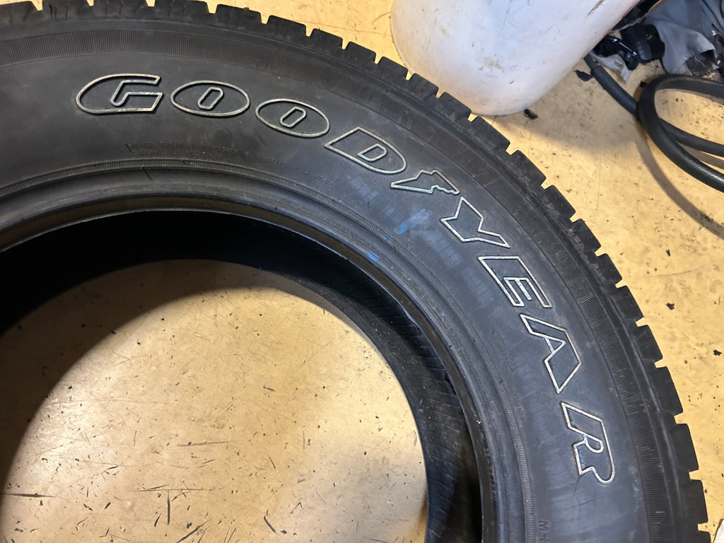 NOS GOODYEAR WRANGLER SR-A BSW LT 275 65 18 123/1200 E ALL SEASON TIRE 179029492