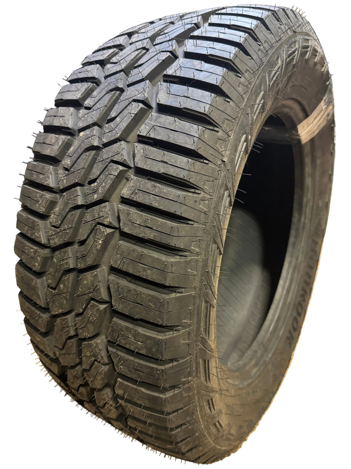 HANKOOK DYNAPRO XT RC10 LT 305 55 20 125/122R 12PLY ALL TERRAIN TIRE 2021393