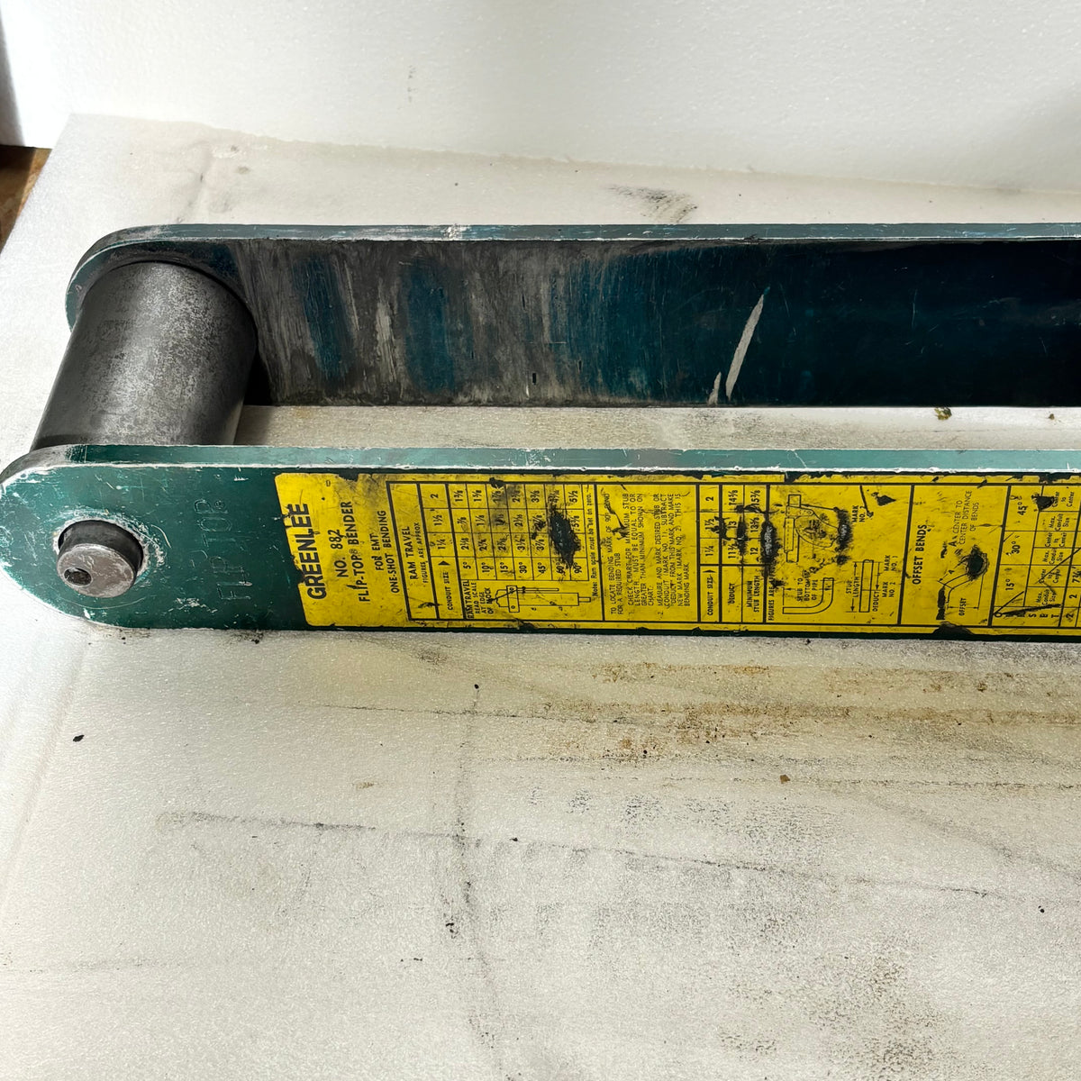 USED GREENLEE 880 HYDRAULIC BENDER FOR 1/2IN. TO 2IN. RIGID CONDUIT