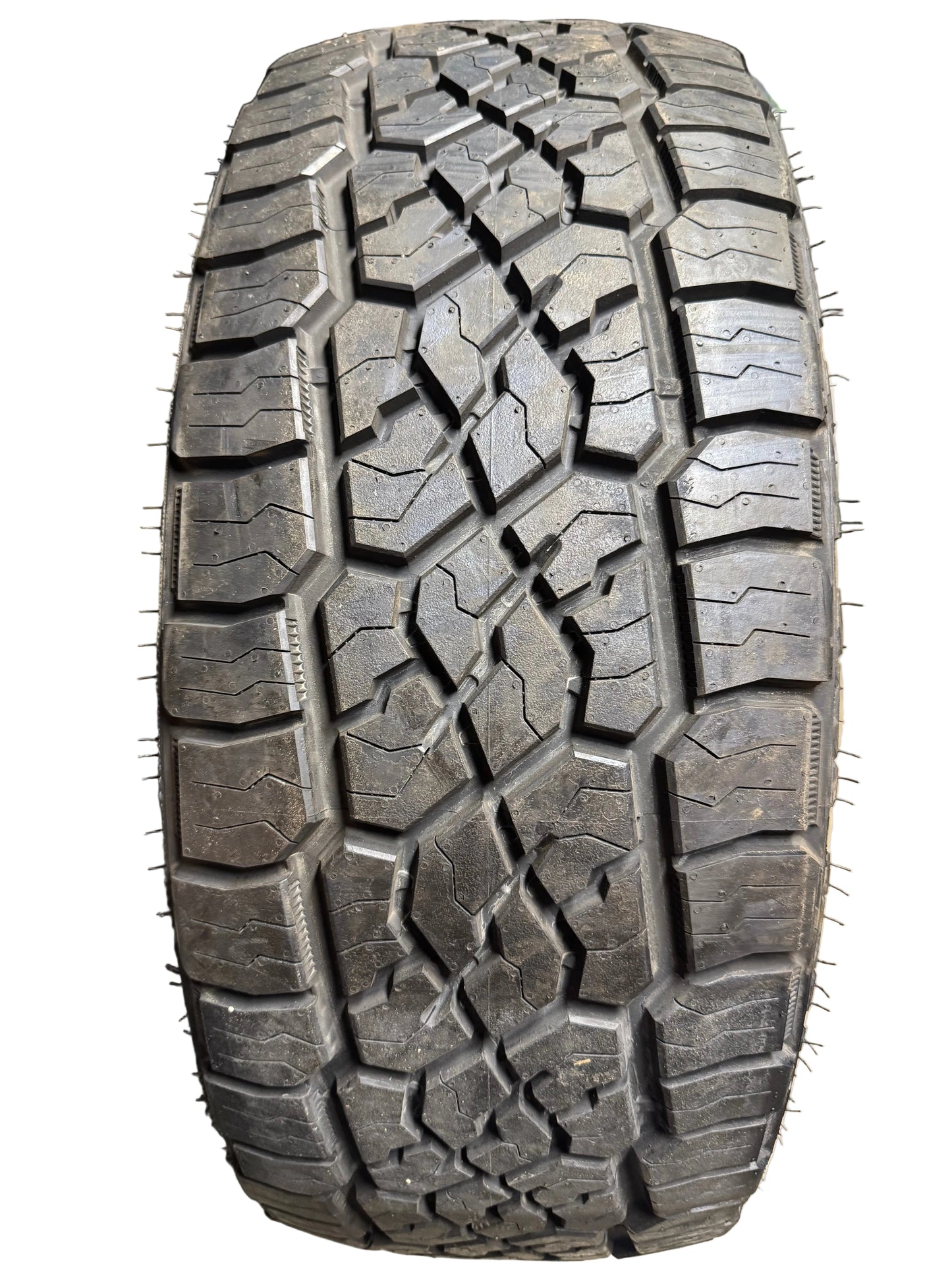 NOS MASTERCRAFT COURSER AXT2 OWL P 275 55 20 117T XL ALL TERRAIN TIRE 177043006