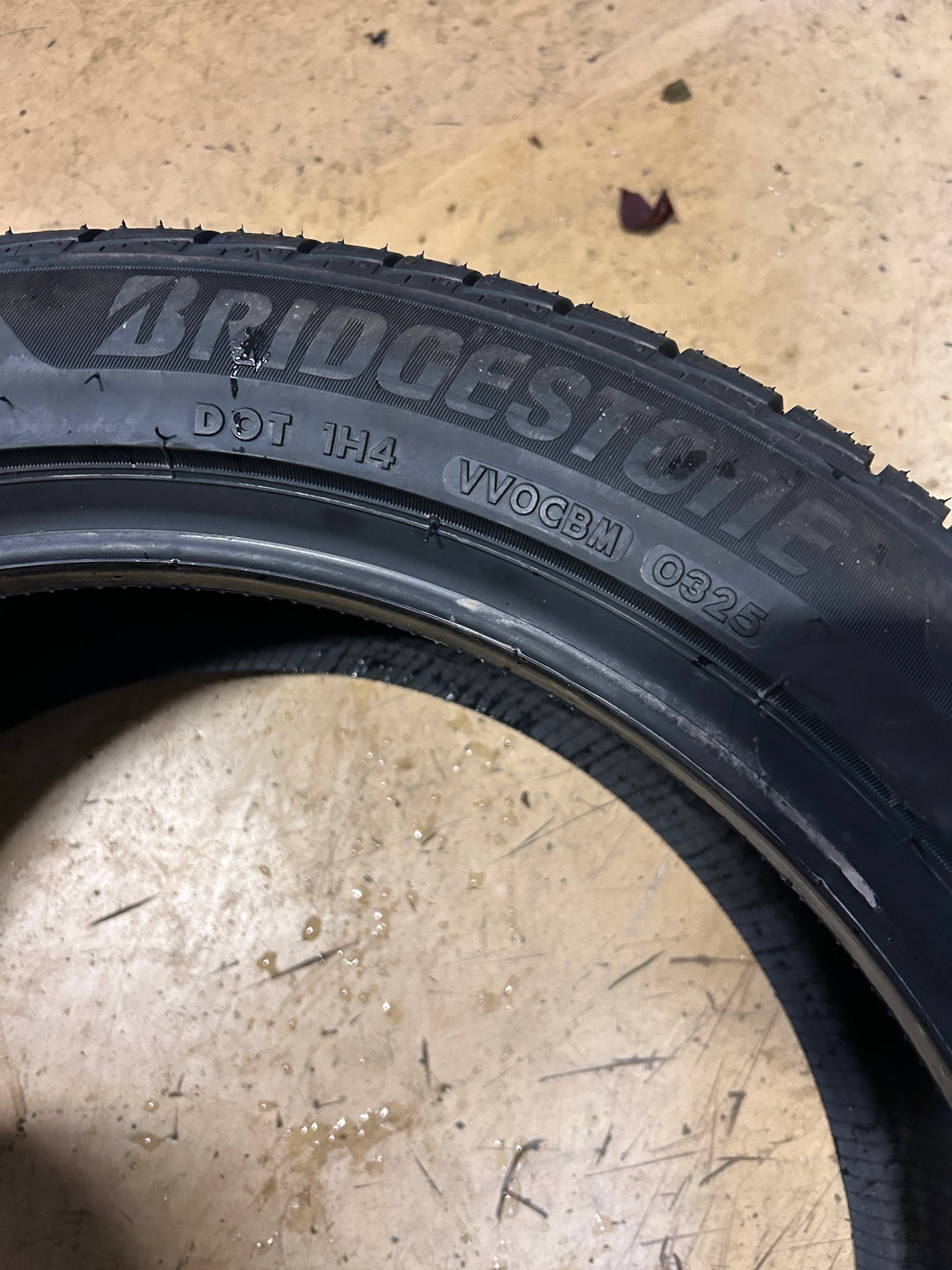 2 BRIDGESTONE WEATHERPEAK BSW P 235 45 18 94V XL ALL WEATHER TIRE 006021