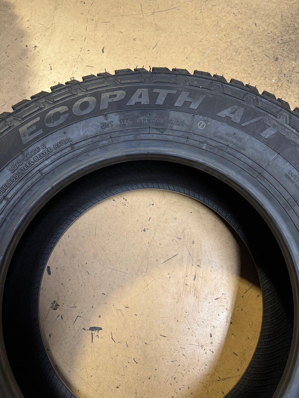 TRAVELSTAR ECOPATH A/T BSW LT 265 70 17 121/118S 10PLY ALL TERRAIN TIRE LLLT018