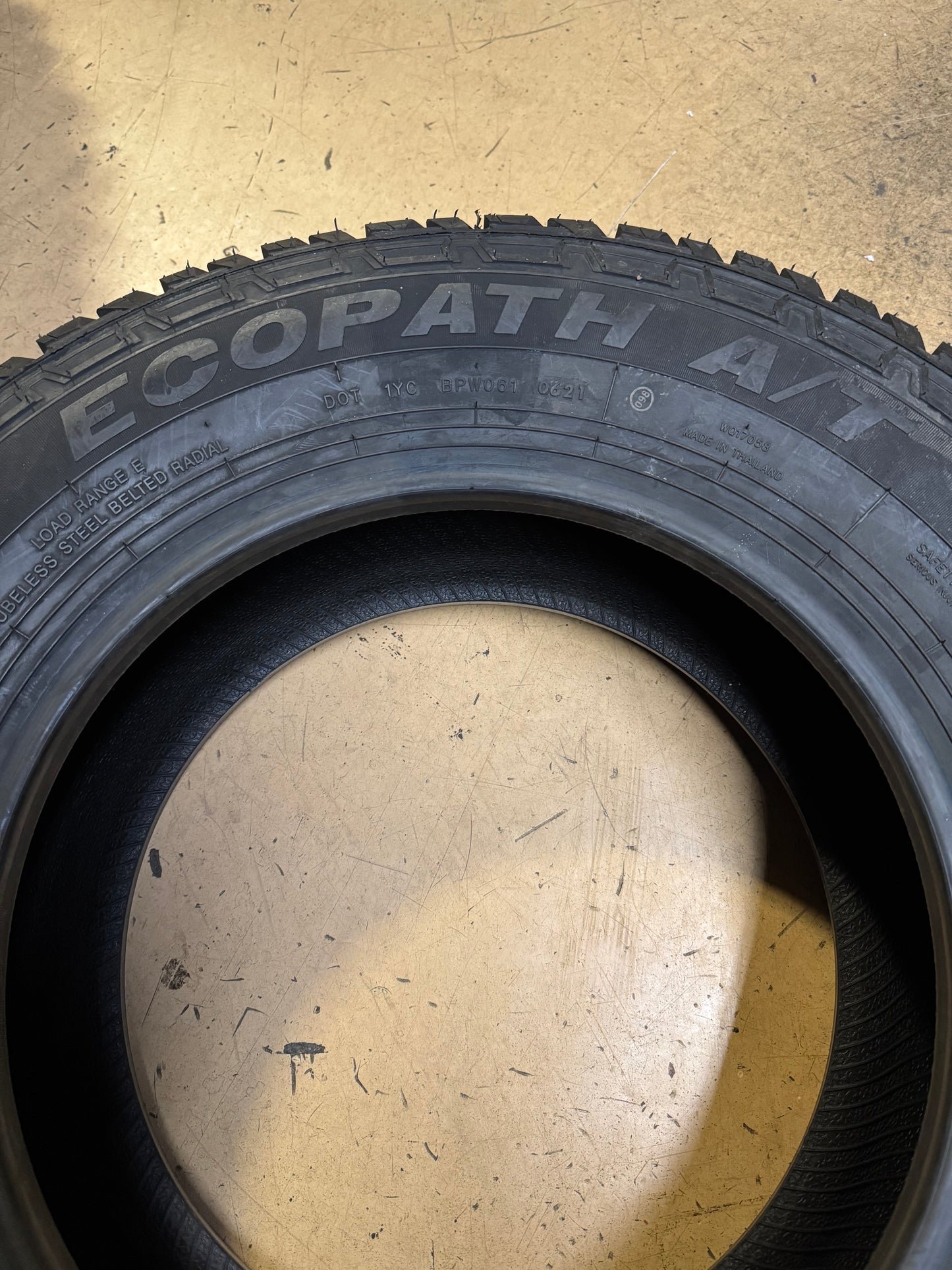 TRAVELSTAR ECOPATH A/T BSW LT 265 70 17 121/118S 10PLY ALL TERRAIN TIRE LLLT018