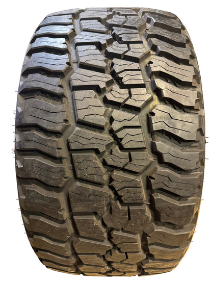 NOS MICKEY THOMPSON BAJA BOSS A/T BSW LT 35 15.5 22 123Q 12PLY TIRE 331036001