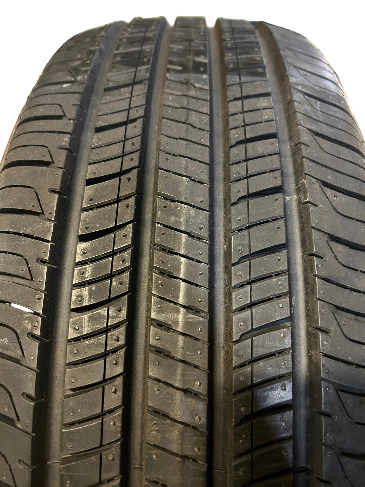 NOS HANKOOK KINERGY GT BSW P 225 65 16 100H ALL SEASON TIRE 1021374