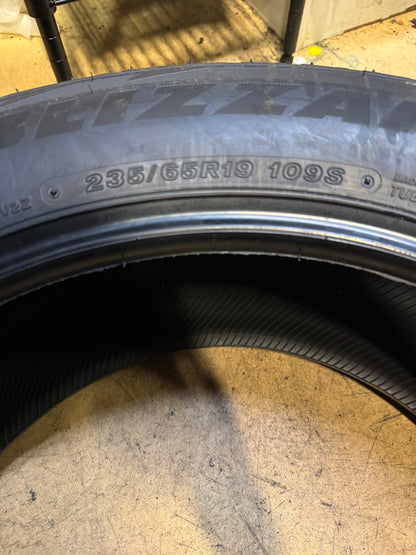BRIDGESTONE BLIZZAK DM-V2 BSW P 235 65 19 109S XL WINTER TIRE 004315