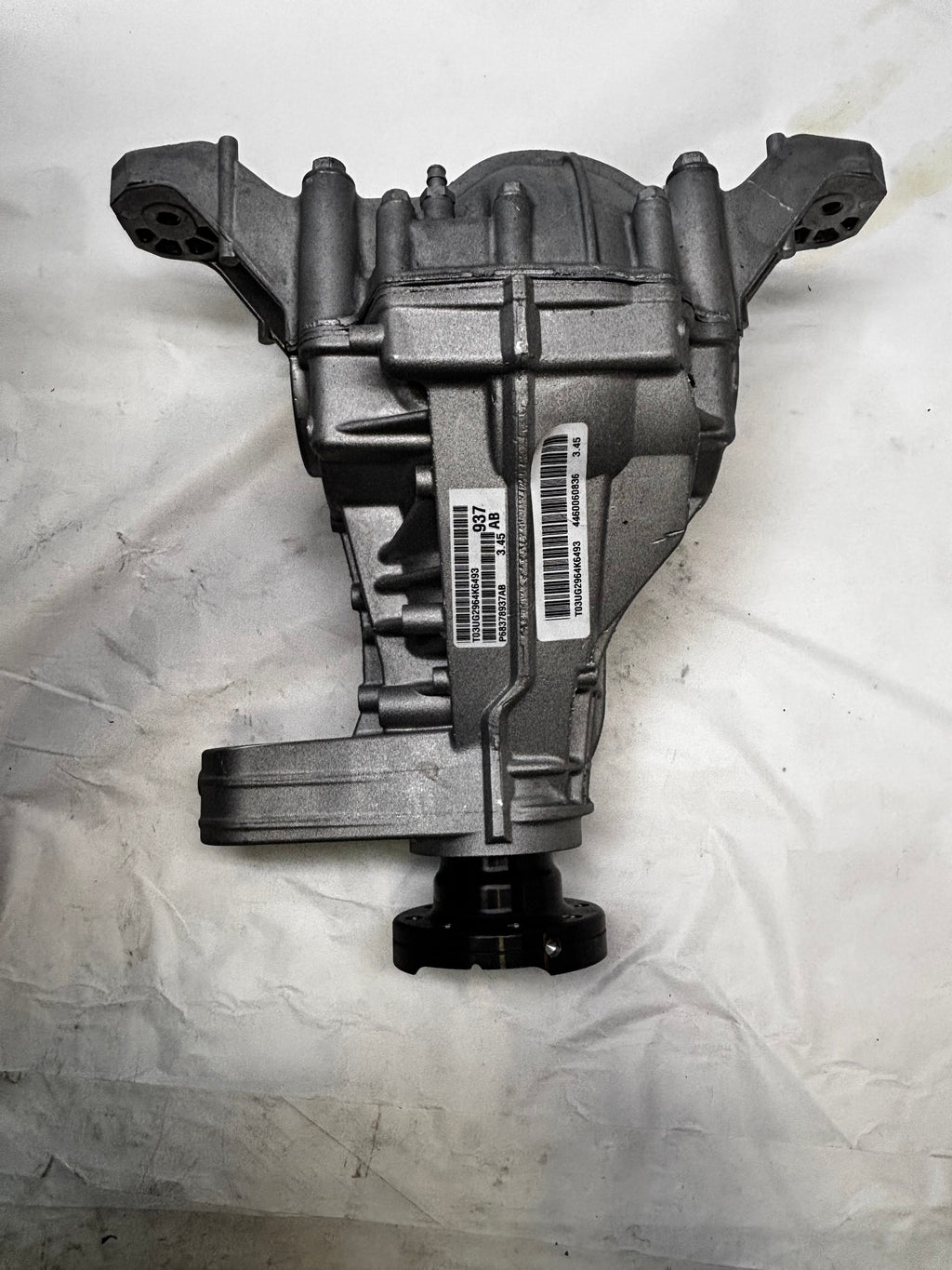 GENUINE MOPAR REAR AXLE DIFFERENTIAL 2014-2024 JEEP 68378937AB