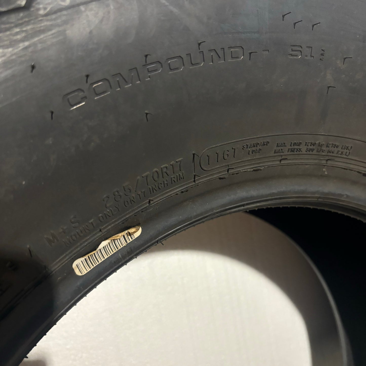 2 MICKEY THOMPSON BAJA BOSS A/T BSW P 285 70 17 116T SL ALL TERRAIN TIRES 340020003